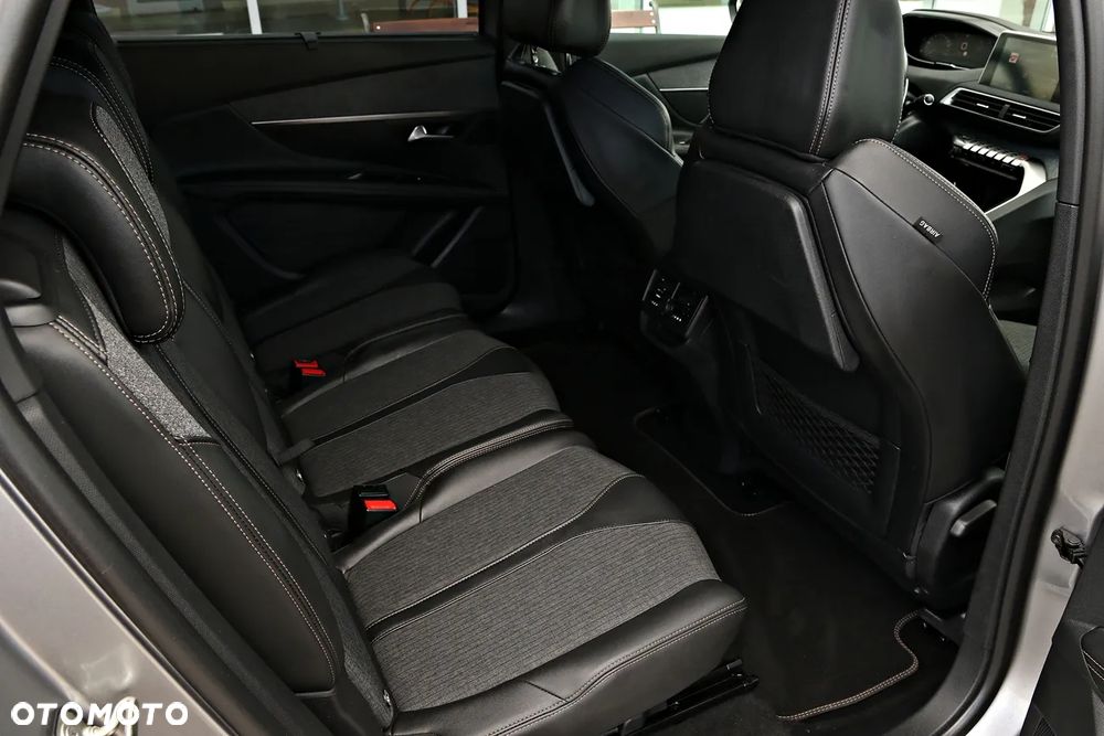 Peugeot 5008 BlueHDi 180 EAT8 GT - 36