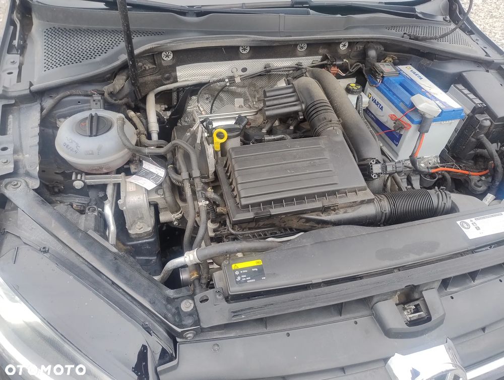 Volkswagen Golf - 13