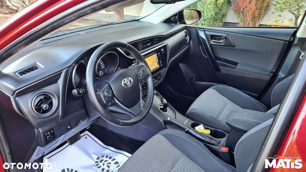 Toyota Auris - 21