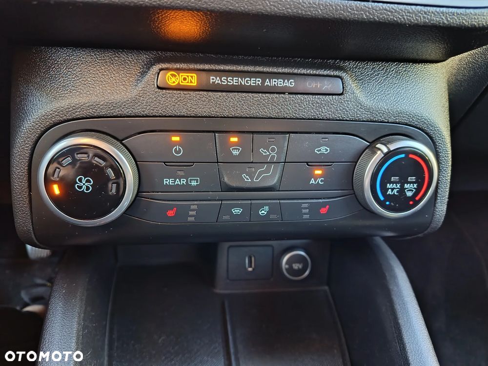 Ford Focus - 9