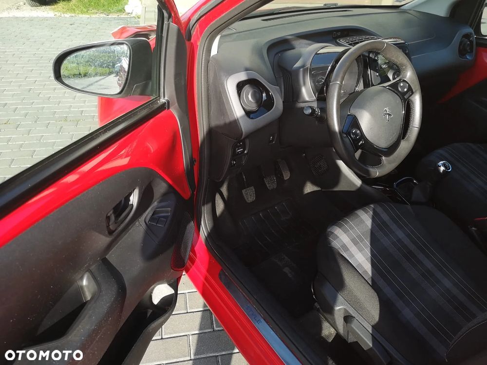 Peugeot 108 VTI 72 Top Allure - 26