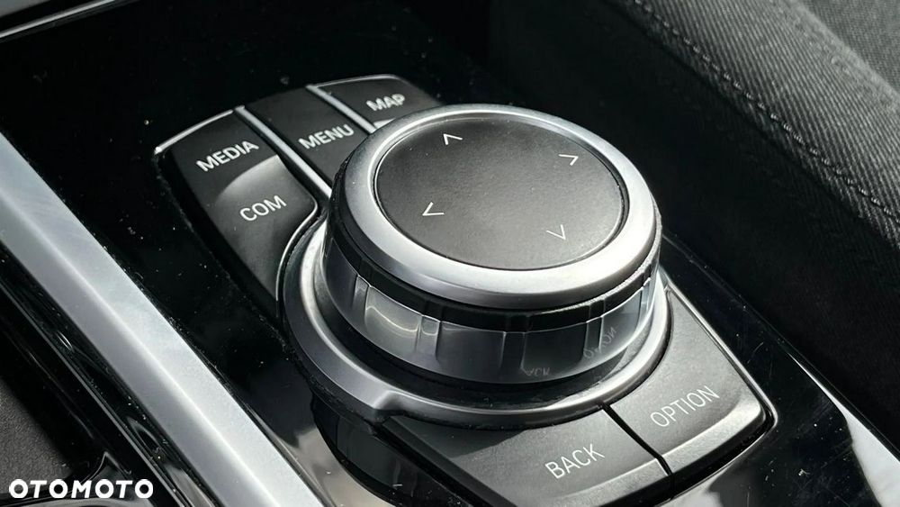 BMW X3 xDrive20d Business Edition - 37