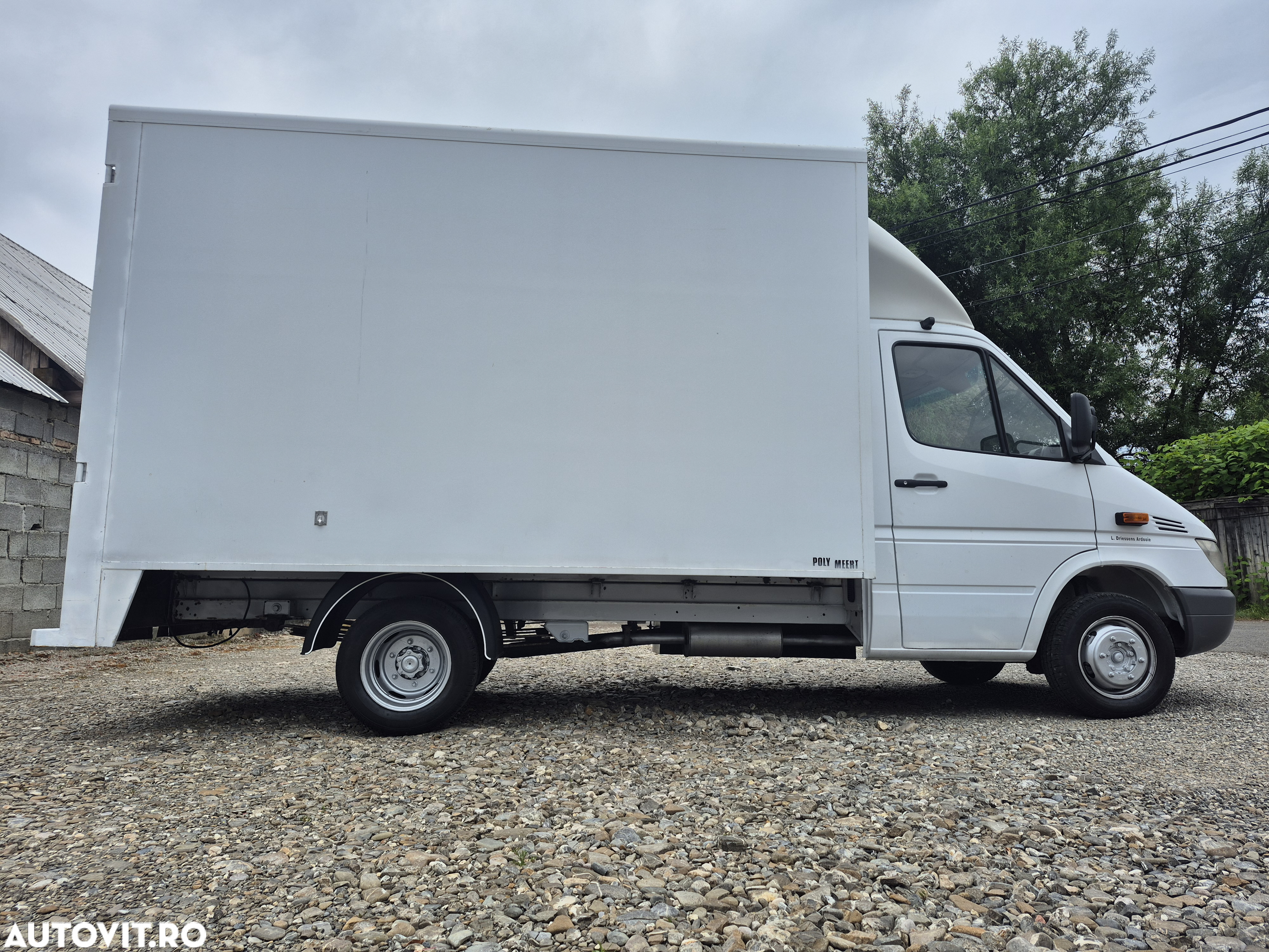 Mercedes-Benz Sprinter 416 - 5