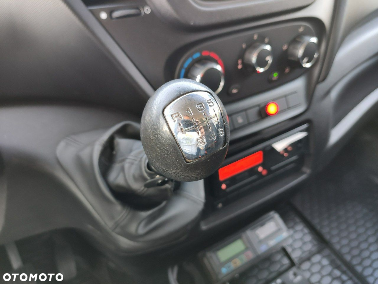 Iveco Daily 70C17 Mroźnia Ściana Grodziowa Multitemperatura - 29