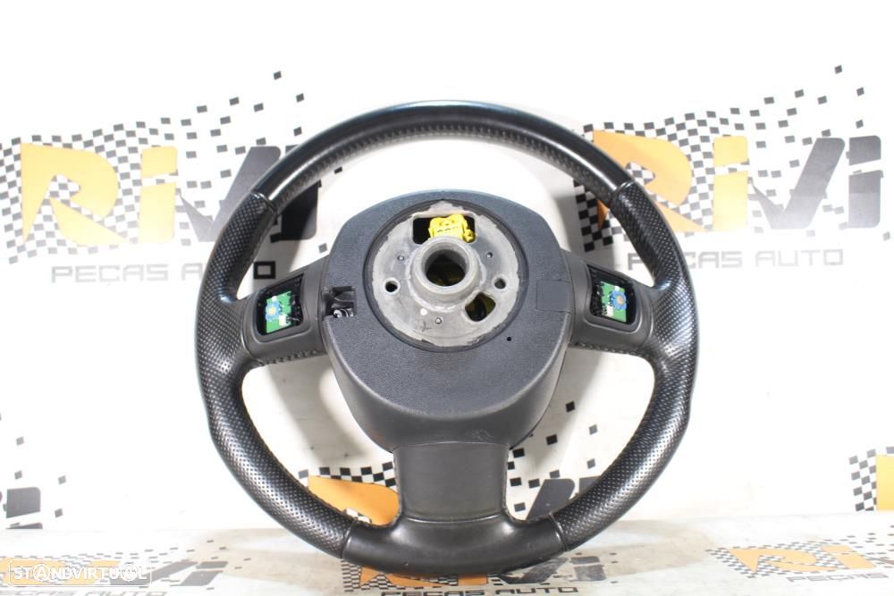 Volante Audi A6 (4F2, C6)  Volante Audi A3 8P / A4 B6 B7 B8 / A5 8T / - 4