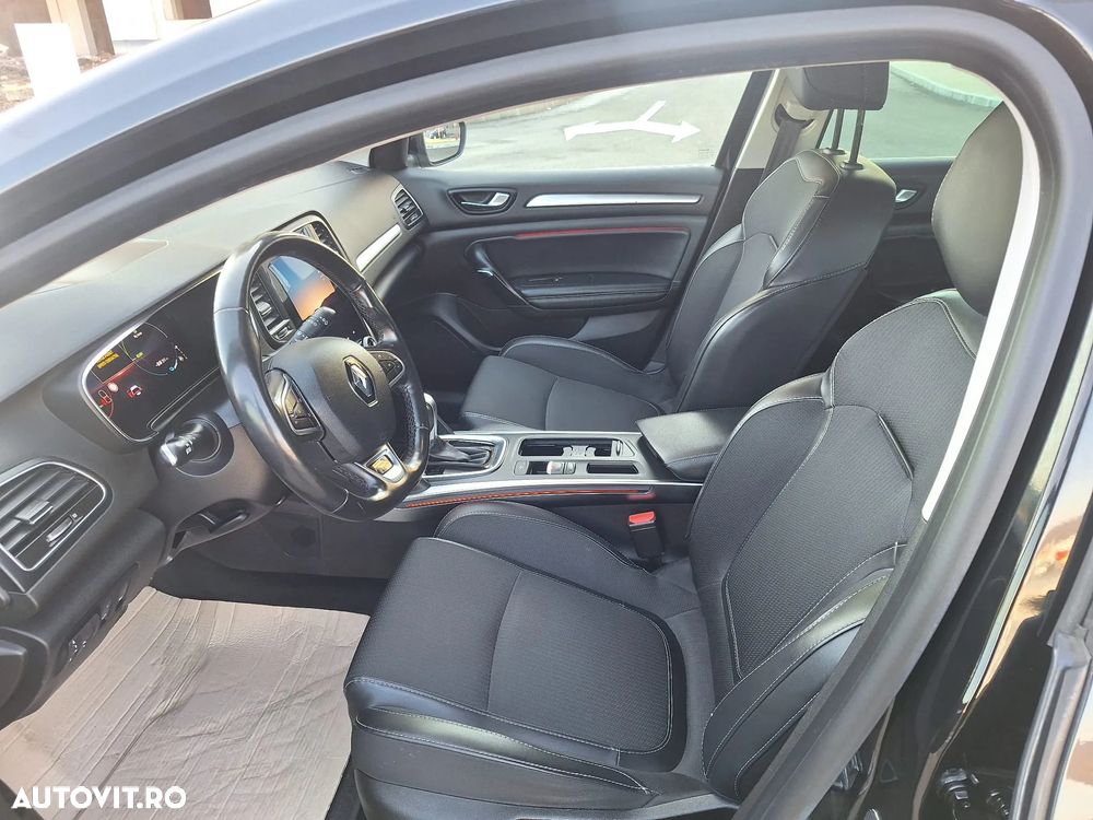 Renault Megane Grandtour E-TECH Plug-in 160 INTENS - 15
