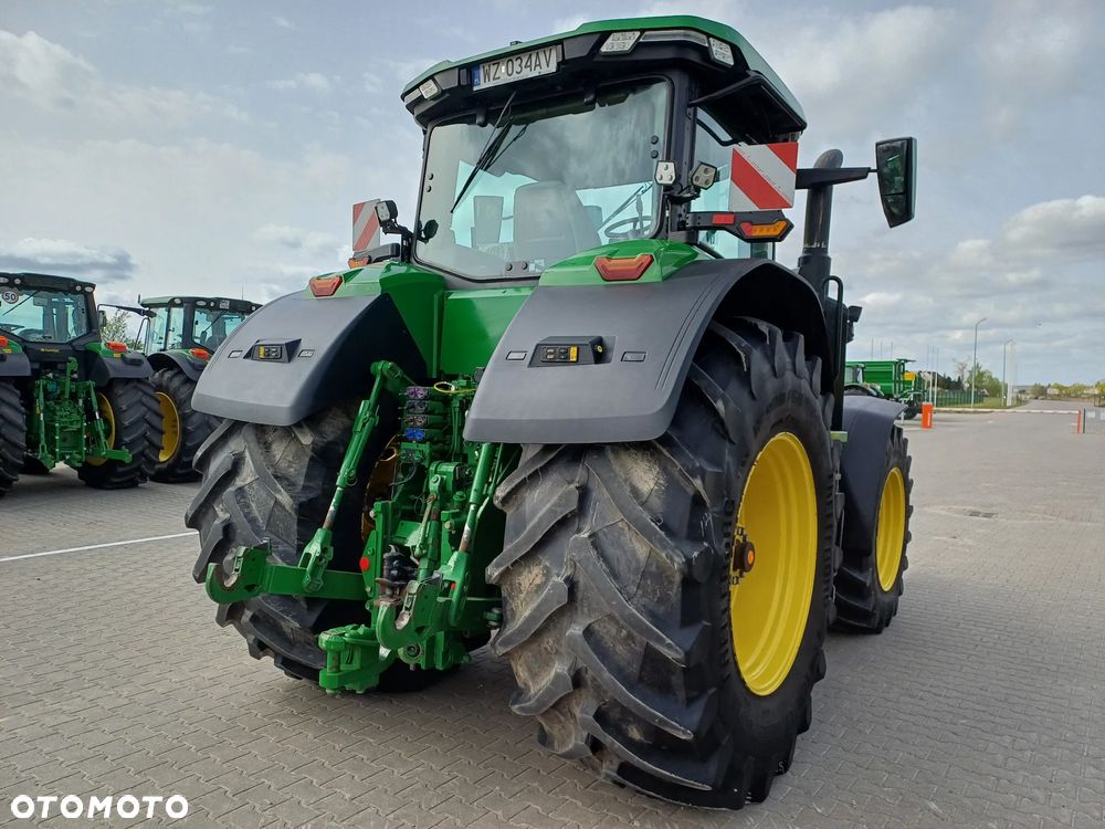 John Deere 8R310 - 6