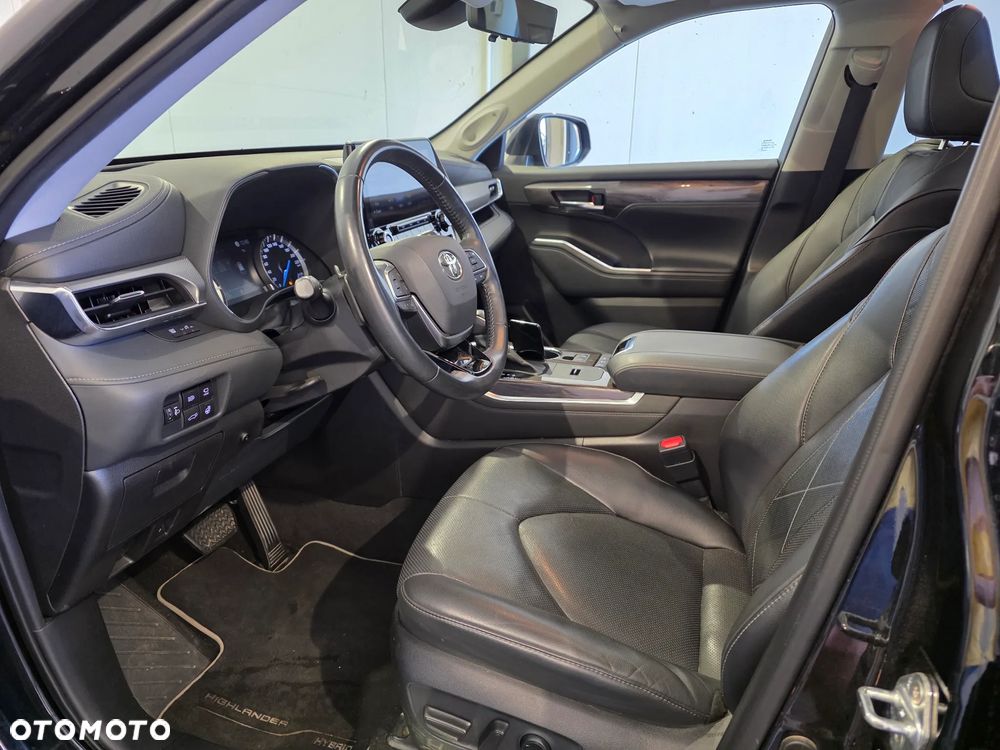 Toyota Highlander 2.5 Hybrid Executive - 12