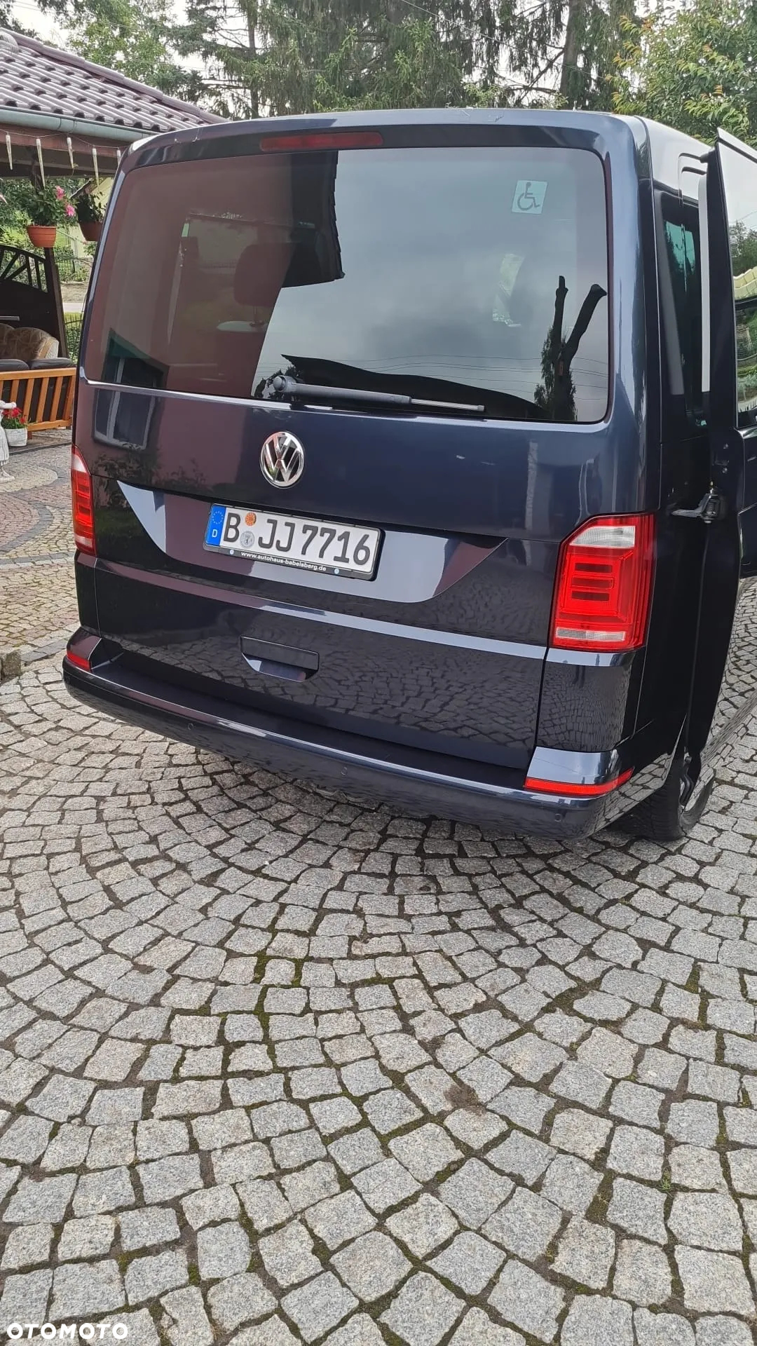 Volkswagen Multivan 2.0 BiTDI L1 Comfortline DSG - 2