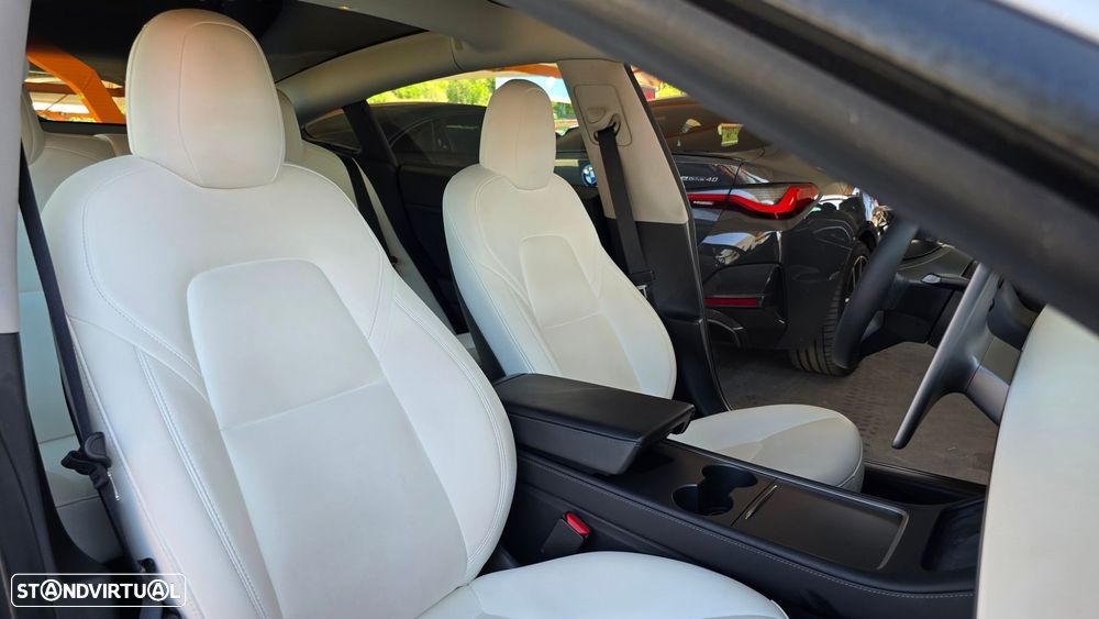 Tesla Model 3 Long Range Tração Integral - 28