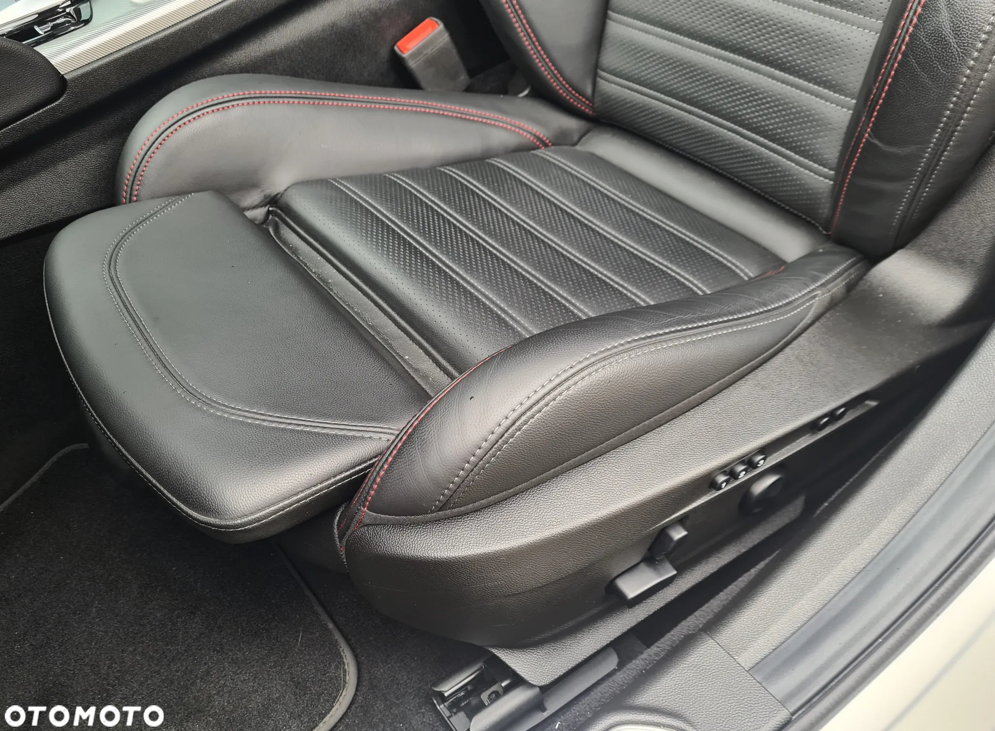 Alfa Romeo Giulia 2.0 Turbo 16V AT8-Q4 Competizione - 12