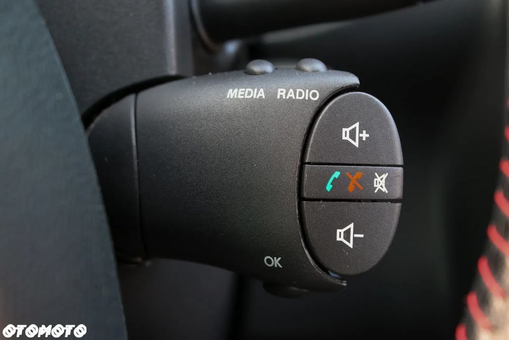 Dacia Duster 1.6 - 34