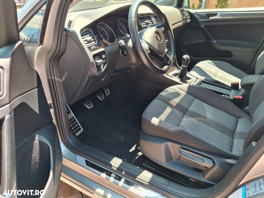 Volkswagen Golf Variant 1.6 TDI BlueMotion Technology Allstar - 9