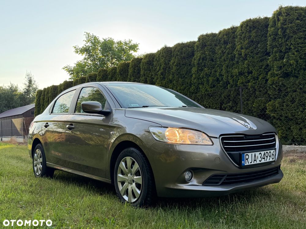 Peugeot 301 1.2 VTi/Pure Tech Active - 1