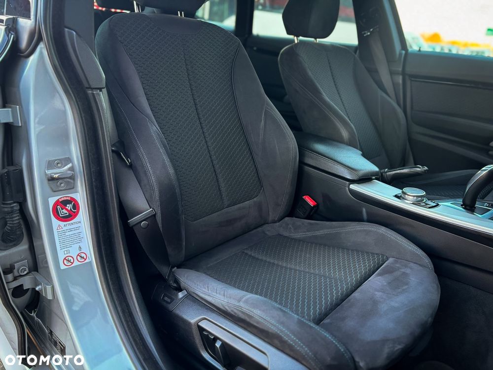 BMW 3GT 318d Sport Line - 22