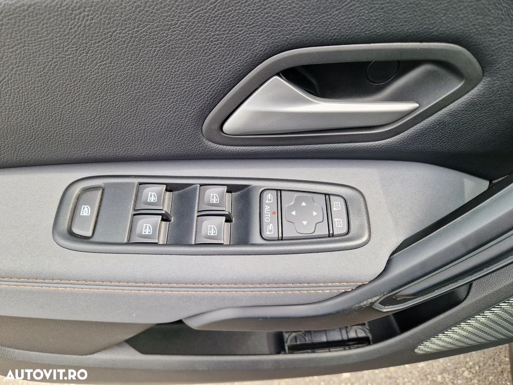 Dacia Duster TCe 150 EDC Prestige - 13