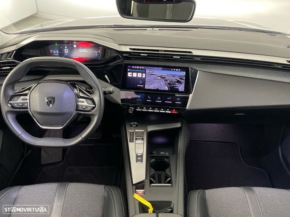 Peugeot 308 — fotografia 10