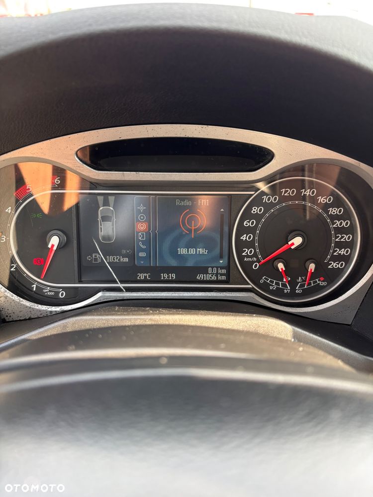 Ford Mondeo - 14