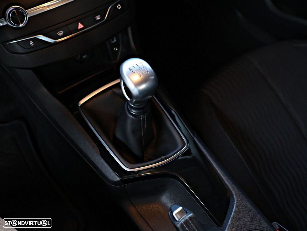 Peugeot 308 1.6 e-HDi Active J17 - 53