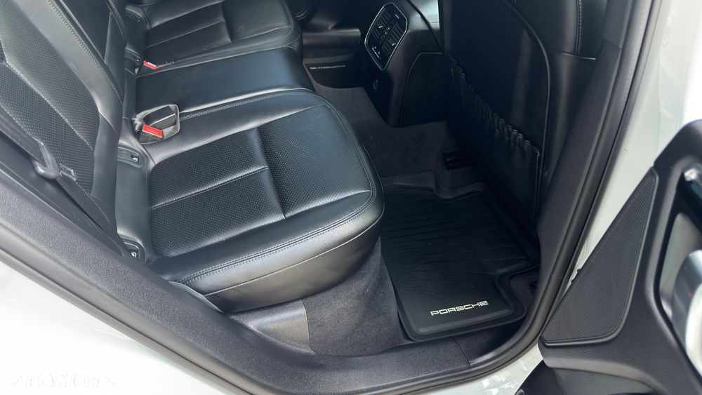 Porsche Macan PDK - 25