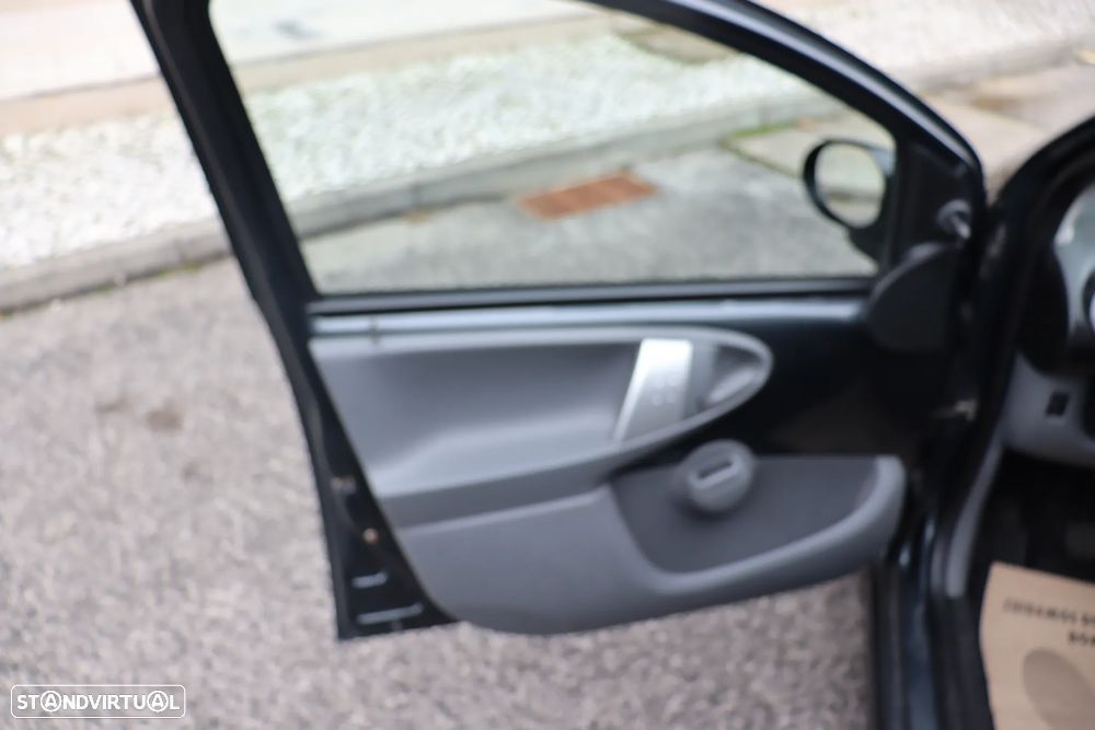 Toyota Aygo 1.0 Power Pack+AC+JLL - 40