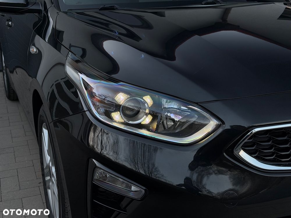 Kia Ceed 1.4 T-GDI L Business Line - 26