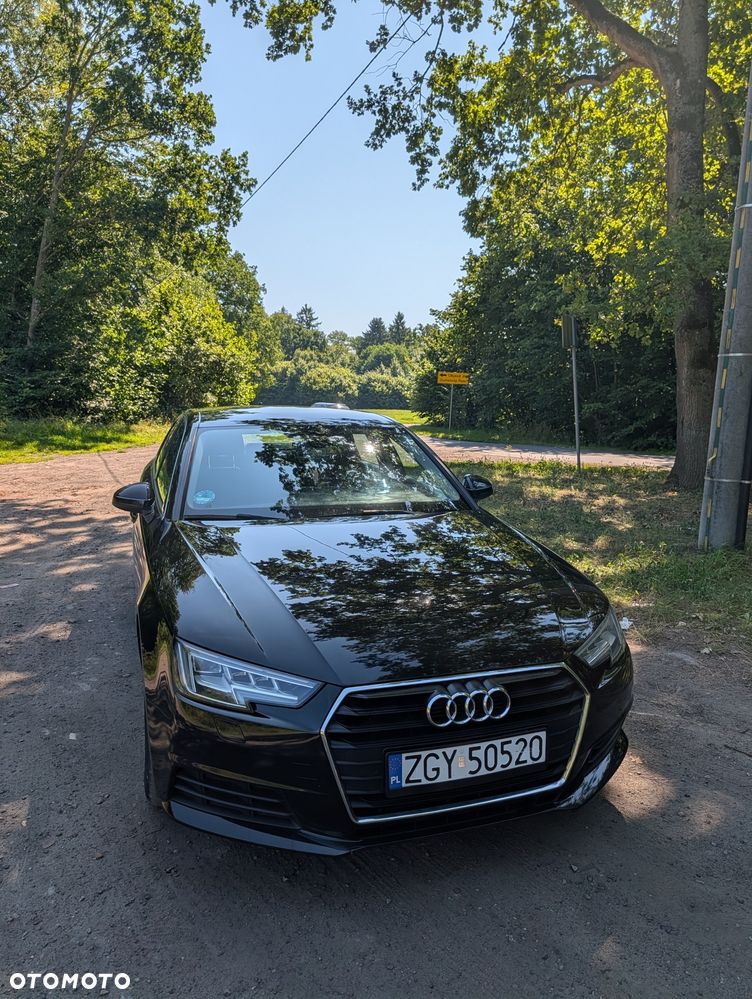 Audi A4 Limousine - 6