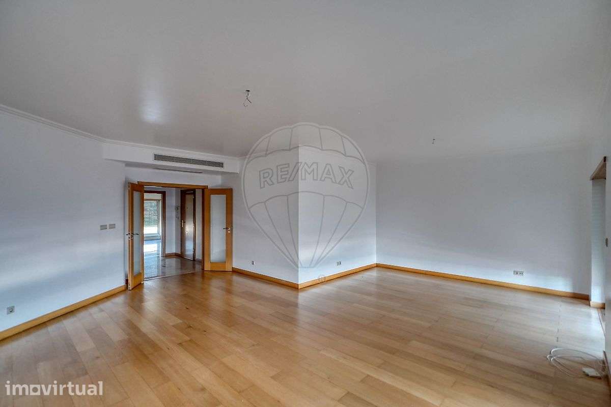 Apartamento T3 para arrendamento - Grande imagem: 2/27