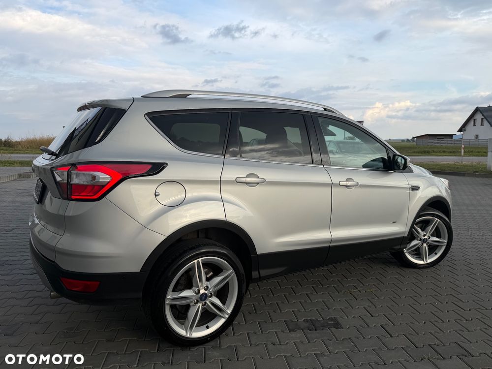 Ford Kuga 2.0 TDCi 4x4 Titanium - 13