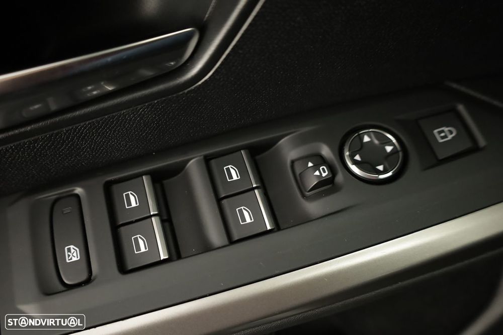 Peugeot 3008 1.2 Hybrid GT e-DCS6 - 18