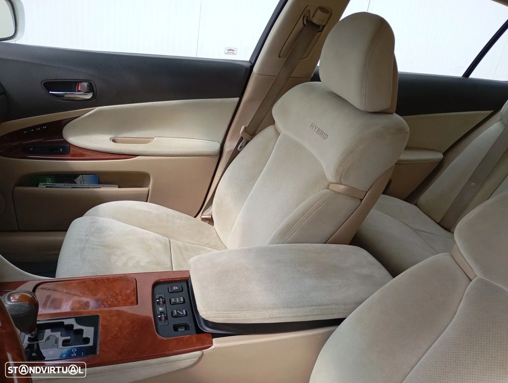 Lexus GS 450h - 10