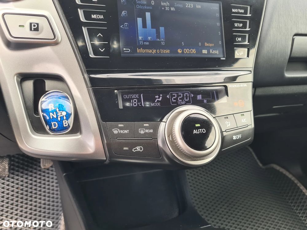 Toyota Prius+ (Hybrid) Executive - 20