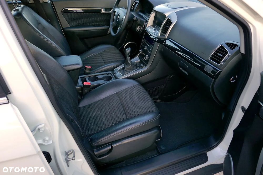 Chevrolet Captiva - 12
