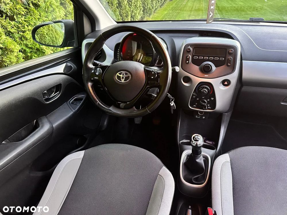 Toyota Aygo 1.0 VVT-i Sprint EU6 - 10