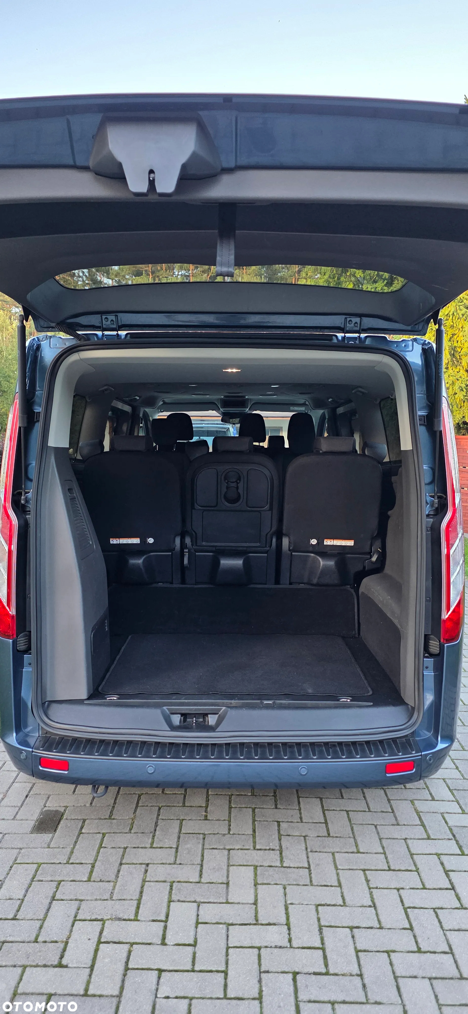 Ford Tourneo Custom 2.0 EcoBlue L1 Titanium SelectShift - 34