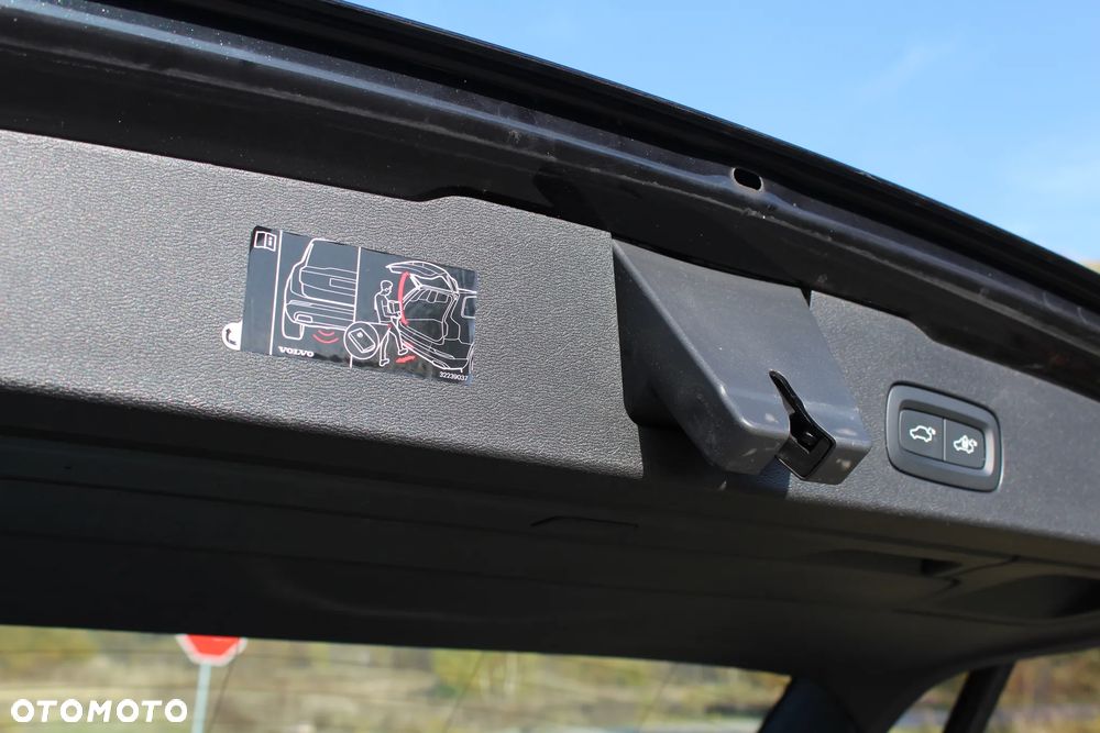 Volvo V60 D3 Geartronic Momentum Pro - 21