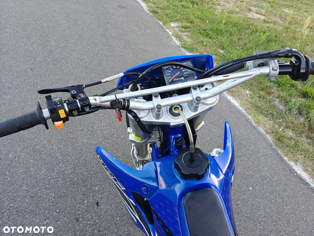 Yamaha WR - 19