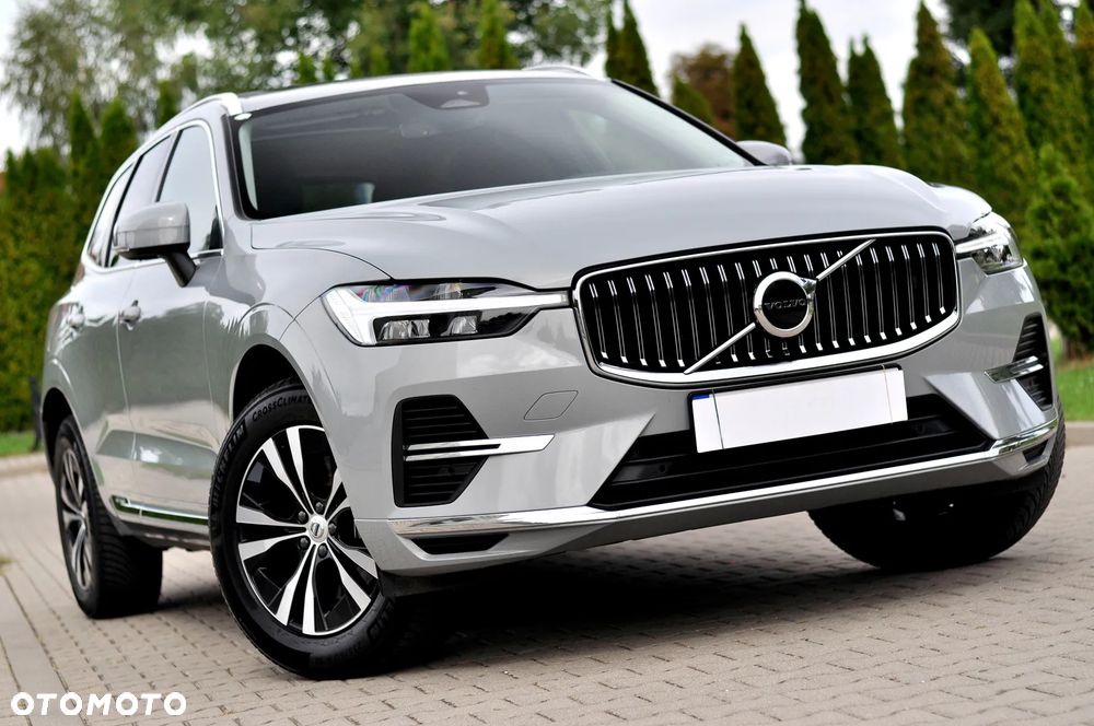 Volvo XC 60 T6 Plug-In Hybrid AWD Core - 3