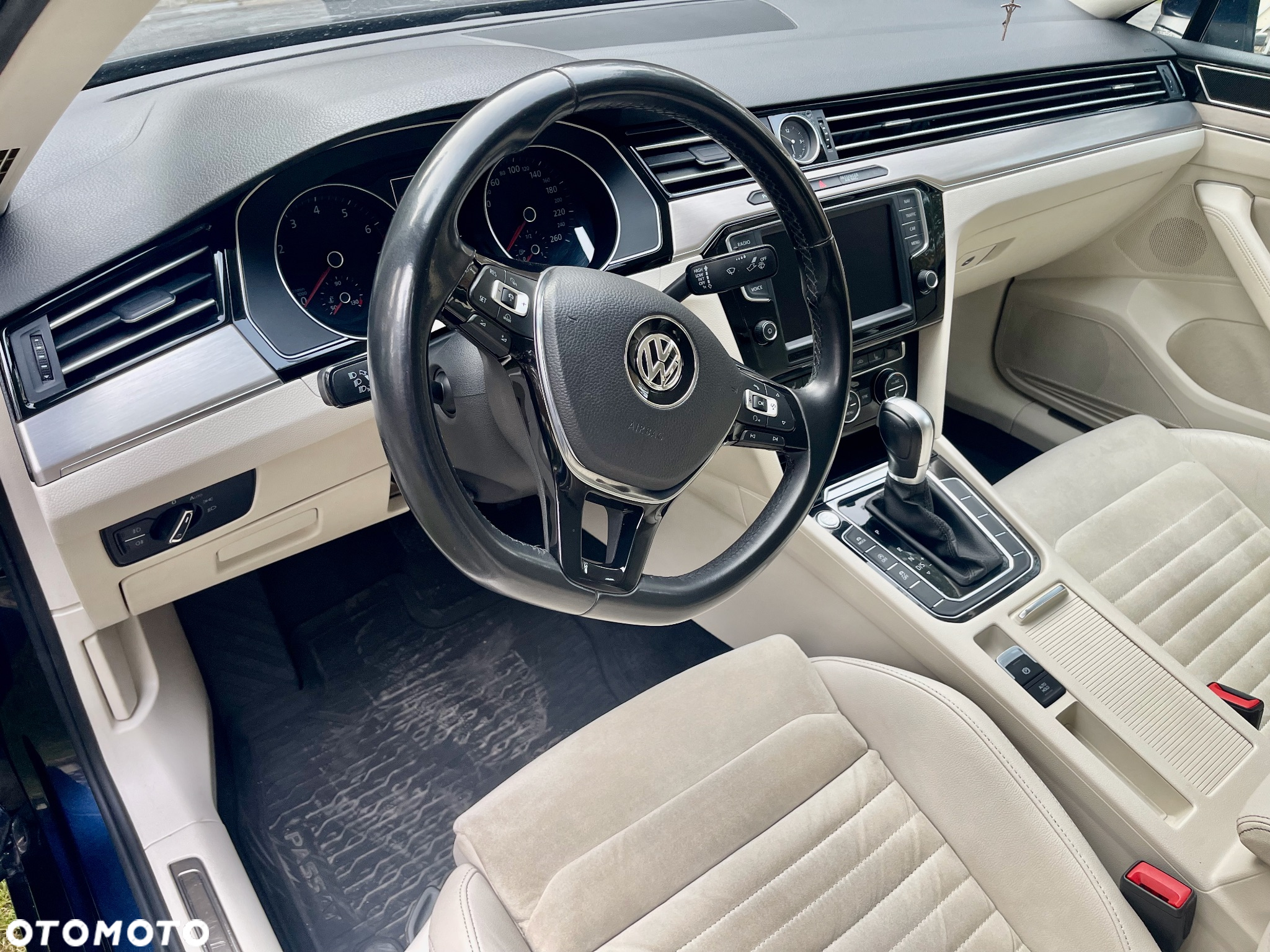 Volkswagen Passat 1.8 TSI BMT Highline DSG - 4