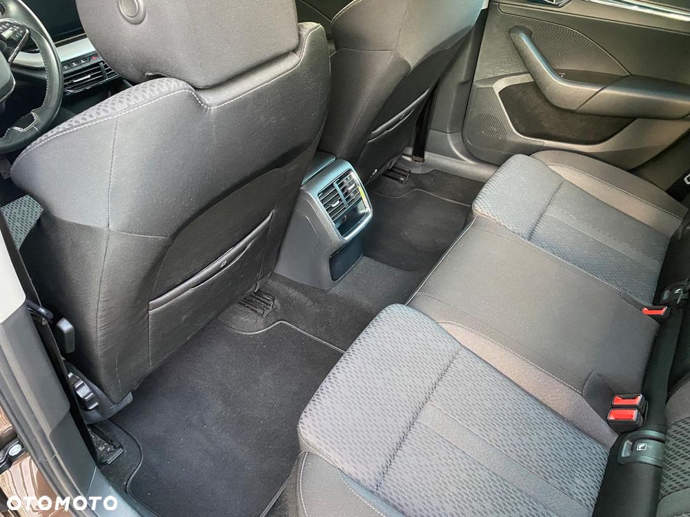 Skoda Octavia 2.0 TDI Style DSG - 18