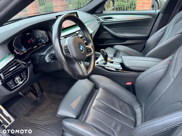 BMW Seria 5 530e iPerformance xDrive - 9