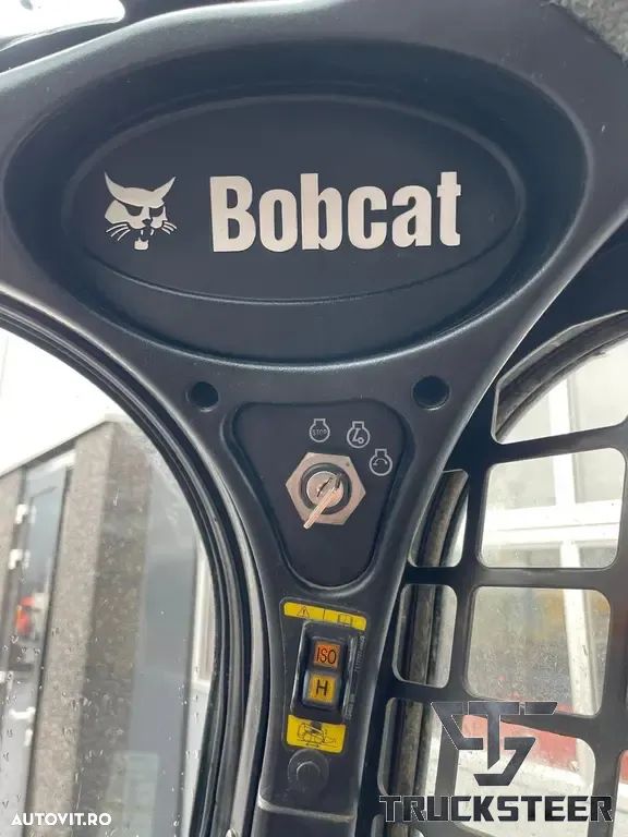 Bobcat S450 - 13