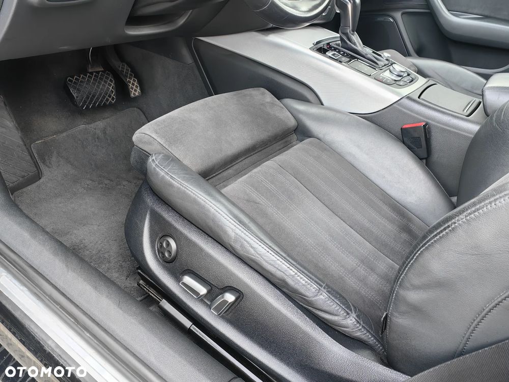 Audi A6 Avant 2.0 TDI Ultra S tronic - 24