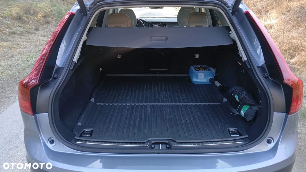 Volvo V90 Cross Country D5 AWD - 15