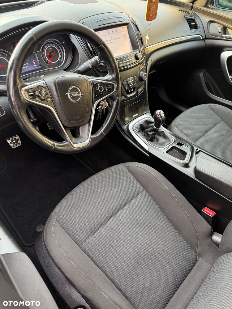 Opel Insignia - 27