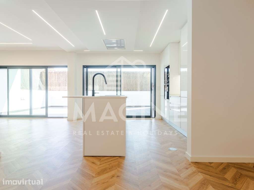 T3 Duplex com Terraço de 48m2 em Palhavã, Setúbal - Grande imagem: 4/35