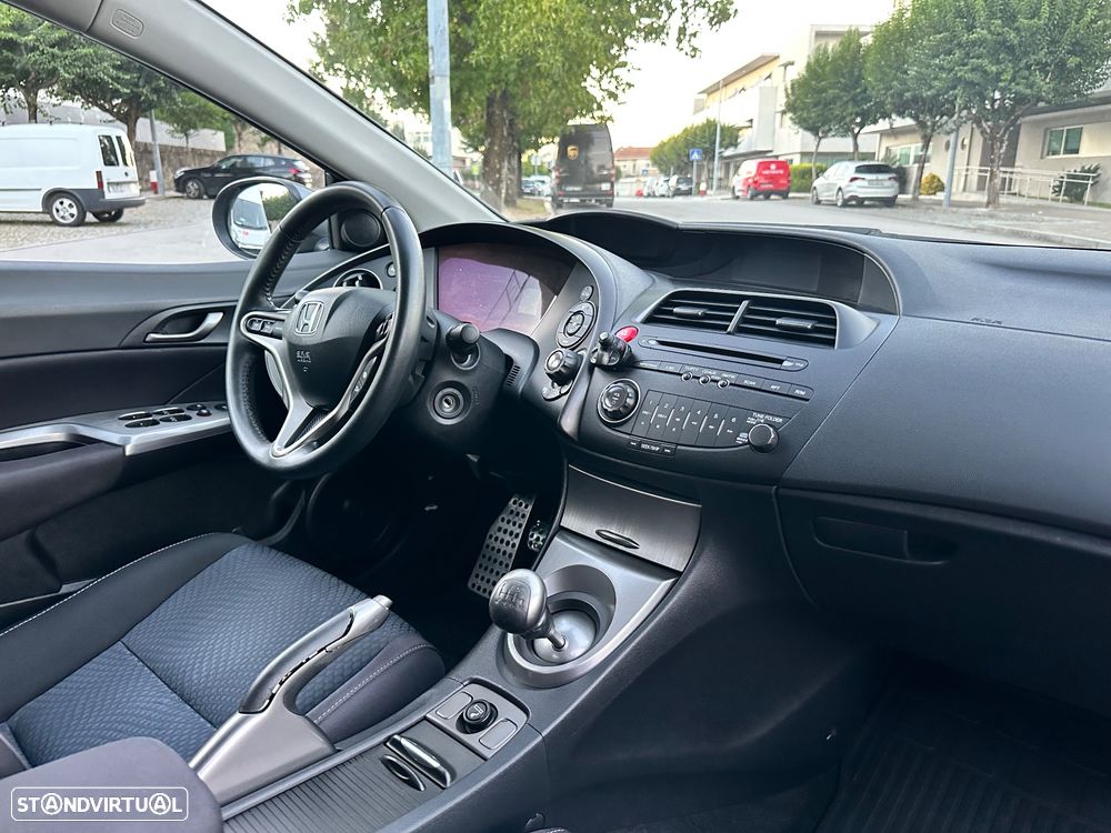 Honda Civic 1.4 i-VTEC Sport Edition - 54