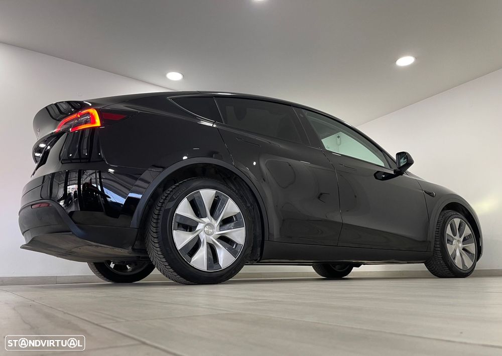 Tesla Model Y Standard - 16