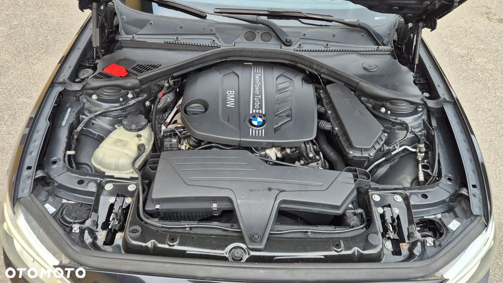 BMW Seria 1 125d Sport Line - 30