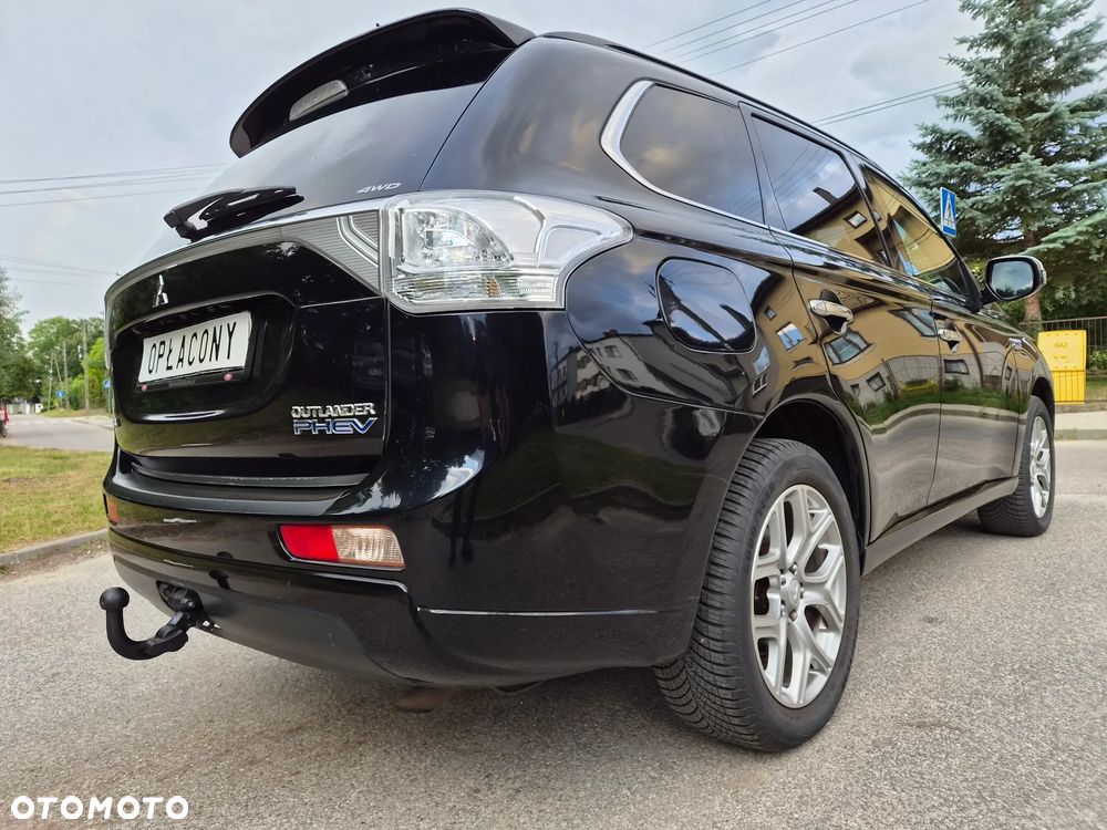 Mitsubishi Outlander 2.0 4WD Top - 20